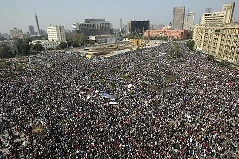埃及軍隊不鎮壓民眾示威