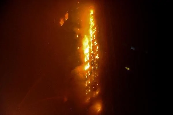 兔年第一把火：瀋陽五星級酒店大火燒到20層(高清多圖)