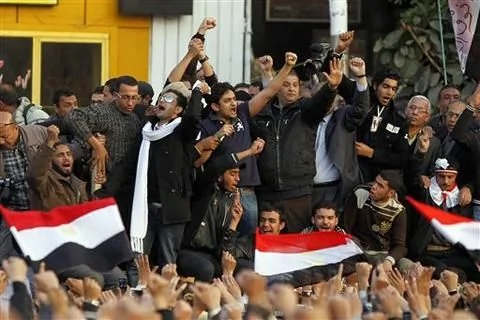到底谁‘背叛祖国’？改变埃及历史的两个80后
