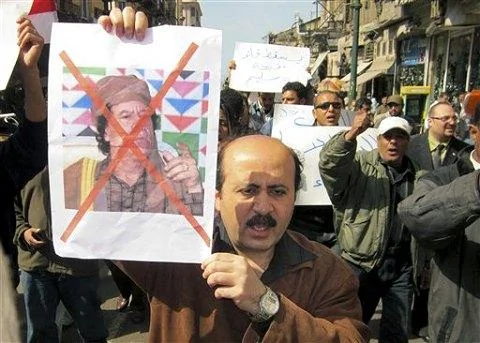 利比亞人舉行示威，反對卡扎菲