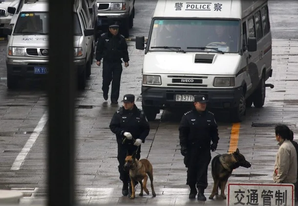 周日京滬氣氛緊張 警力反應繃至邊緣