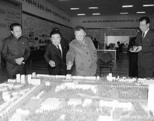 5月20日至26日，朝鮮最高領導人金正日，對中國進行了非正式訪問，並在北京、黑龍江、吉林、江蘇等地參觀考察。這是金正日執政後第七次訪問中國。