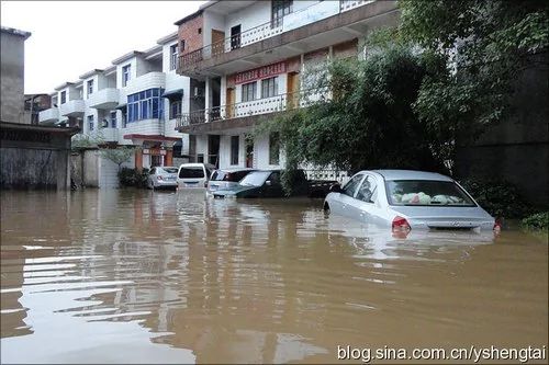 實拍：直擊江西洪災現場 家鄉淹成這樣了！