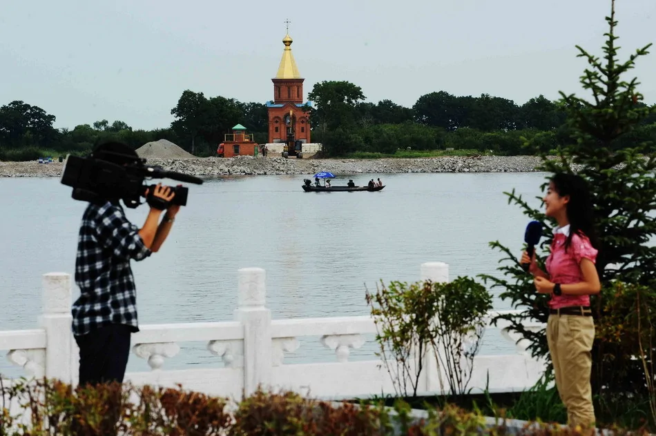 高清：一島兩國！首批150名中國遊客登中俄邊境黑瞎子島