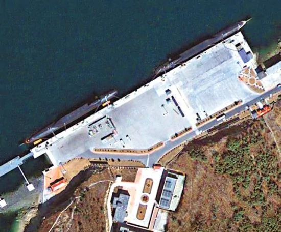 中国核潜艇疑泄漏辐射大连封锁海军基地　阻消息外泄