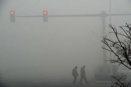 北京大雾灰霾 PM2.5浓度再次爆表超极值