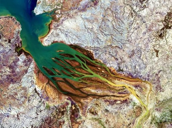 「國家地理」評出2011年最佳太空照片