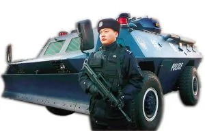 哈尔滨反恐突击队 配上装甲车