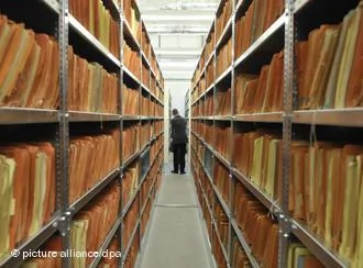前东德国安档案公开20年
