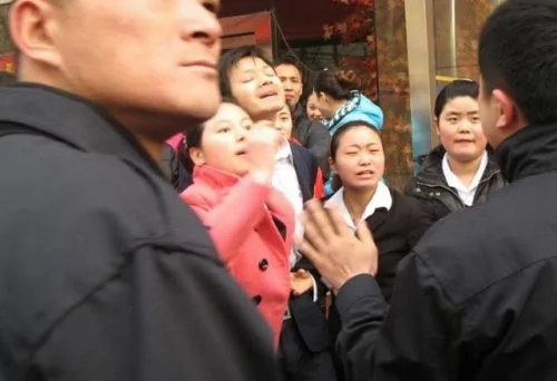海军强收北京中海航宾馆爆冲突