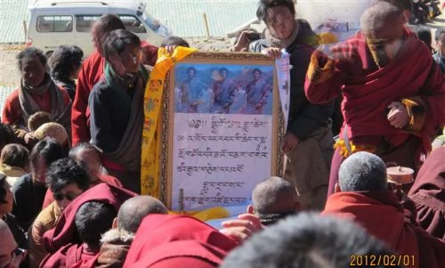色達抗議藏人遭鎮壓照片傳出