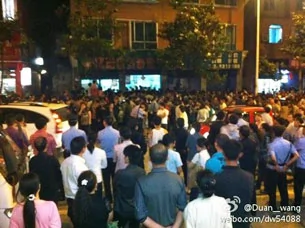 图片：上周六：贵阳小河区因医疗事故引发警民冲突。（中国茉莉花革命网站）
