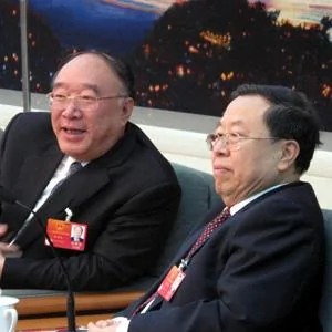重庆市长黄奇帆(左)(资料照片)