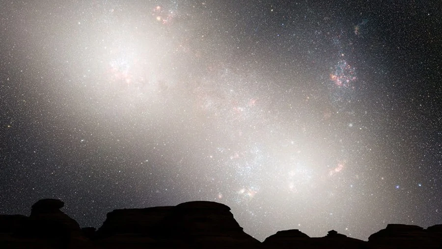 壮观宇宙进程：NASA公布银河系与仙女座星系相撞效果(多图)