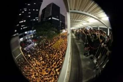 香港民眾,反洗腦