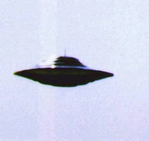 新西兰军方解密文件曝光大量外星人和UFO事件