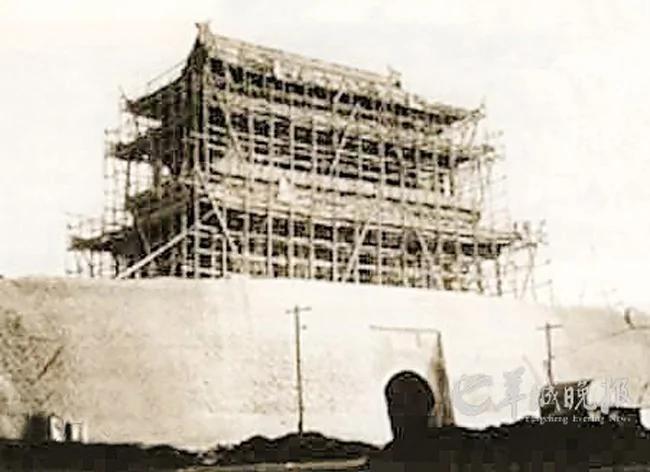 永定门重建 1954拆除时林徽因断言重建也是赝品