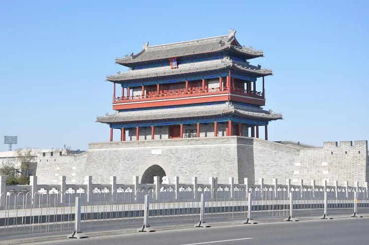 永定门重建 1954拆除时林徽因断言重建也是赝品