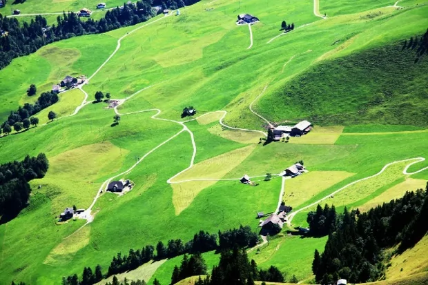 瑞士農村啥樣子？來石丹峰看瑞士鄉村