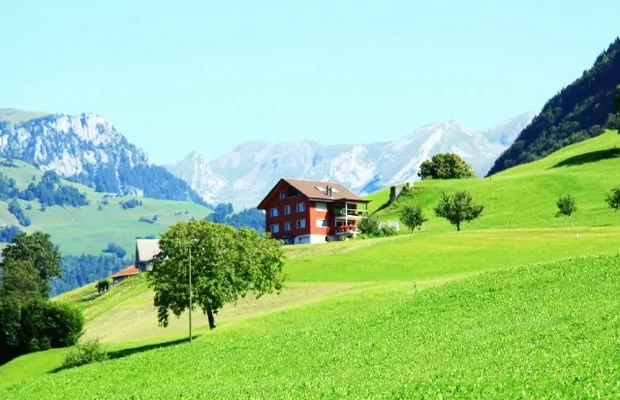 瑞士農村啥樣子？來石丹峰看瑞士鄉村