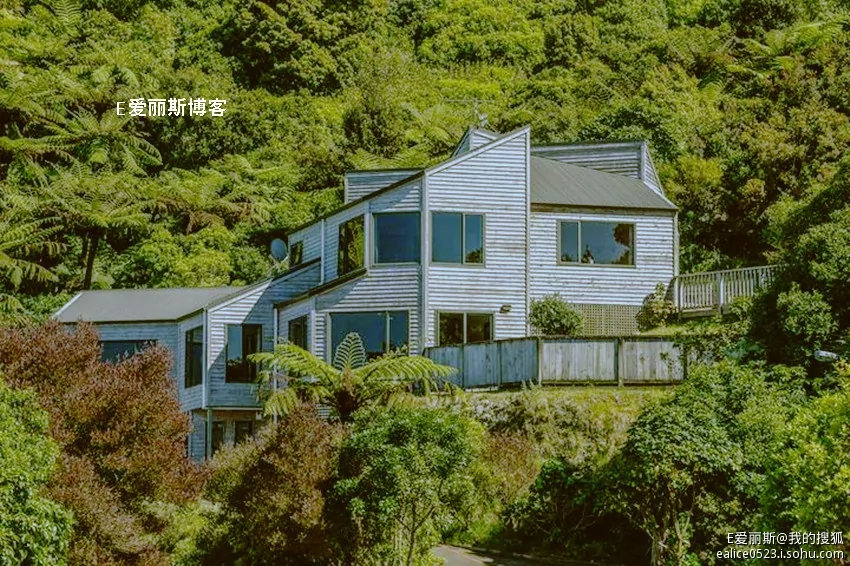 在新西兰，穷人富人都住在别墅里