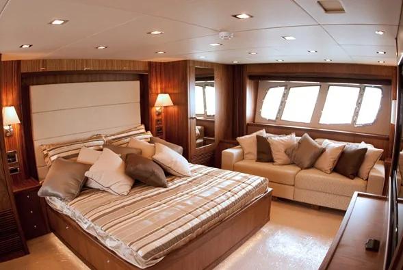 揭秘万达集团王健林7800万奢华游艇 全球仅此一艘(组图)