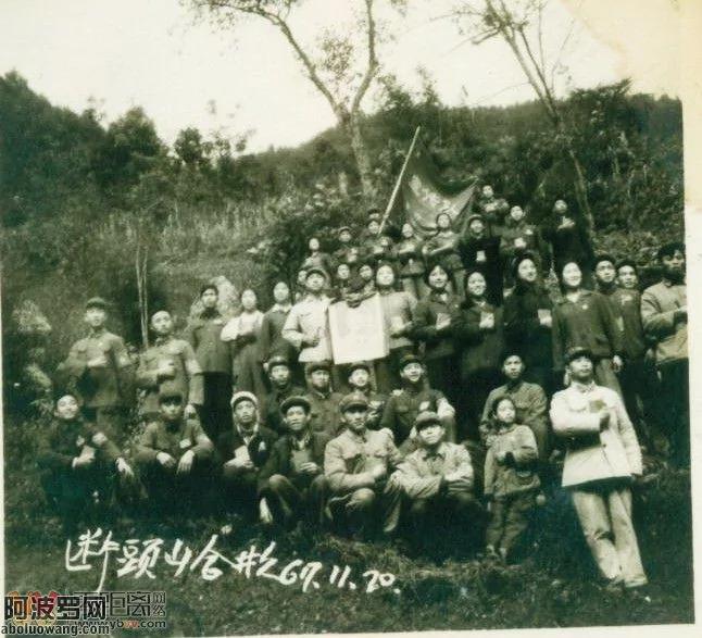 比半夜鸡叫更离奇:白毛女真相
