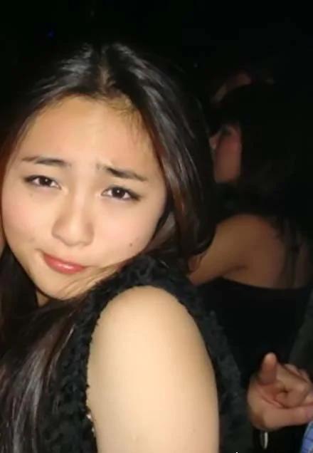 53岁童安格17岁漂亮女儿近照曝光去年回台湾读高中(组图)