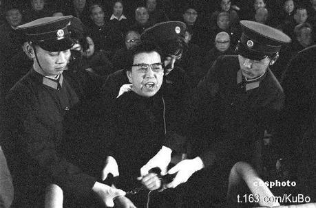 总在女人堆里的毛泽东