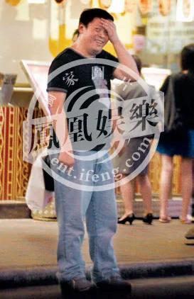 香港過氣男星容錦昌精神失常 站路邊對空傻笑 * 阿波羅新聞網