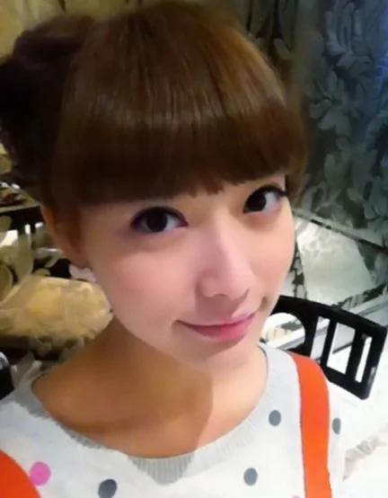 51岁戴春荣25岁女儿近照曝光毕业于中国传媒大学(组图)