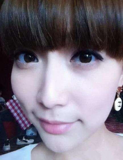 51岁戴春荣25岁女儿近照曝光毕业于中国传媒大学(组图)
