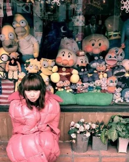 51岁戴春荣25岁女儿近照曝光毕业于中国传媒大学(组图)