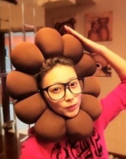 51岁戴春荣25岁女儿近照曝光毕业于中国传媒大学(组图)