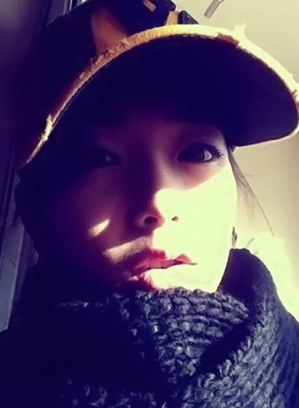 51岁戴春荣25岁女儿近照曝光毕业于中国传媒大学(组图)