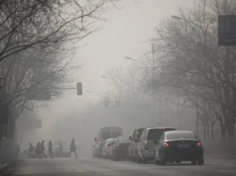 霧霾籠罩北京市中心，2013年1月12號