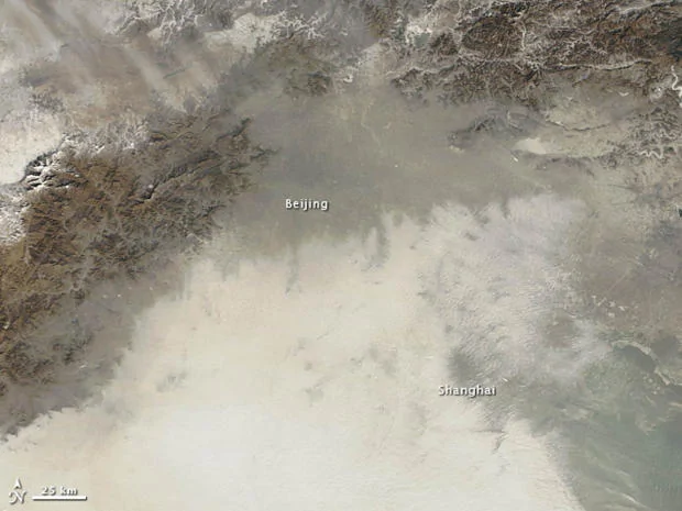 An image taken by NASA&#39;s Terra satellite on January14 shows Beijing and the surrounding area smothered by a layer of extreme air pollution.