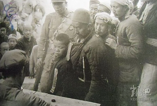 1947年，胡宗南占领延安时的历史照片