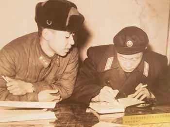 60年北戴河的毛泽东与雷锋封存40年的手表