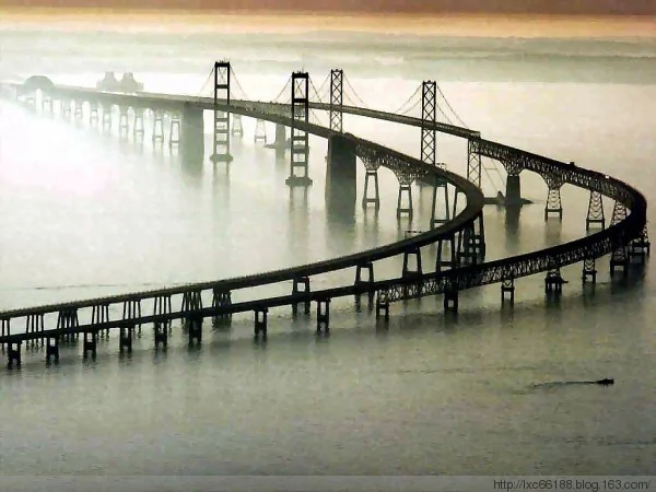 全球最嚇人的十五座橋