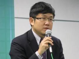 民进党国际事务部主任刘世忠(美国之音张永泰拍摄)