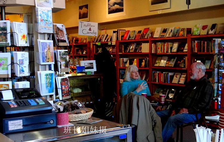 探秘美国神山仙镇 意外发现市政府门脸有点囧