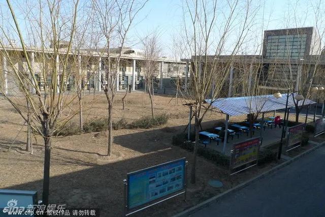 探访李天一被收押看守所及案发酒店(高清组图)