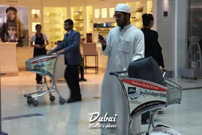 奢華的杜拜機場買什麼最便宜?