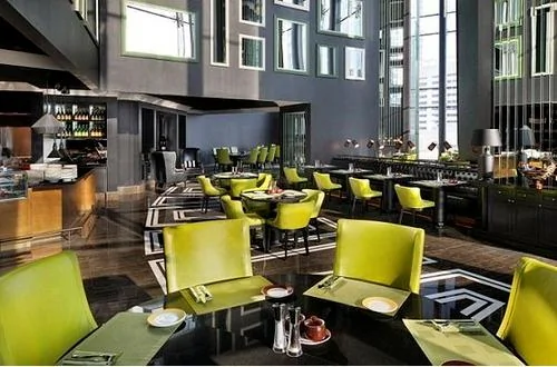 迪拜新地标世界最高酒店开张超奢华