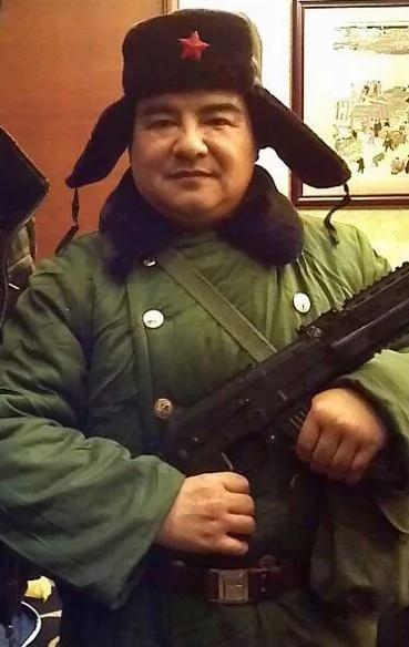 陈光标的雷锋范儿