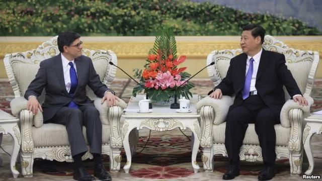 美国财政部长杰克?卢2013年3月19日在人民大会堂同中共国家主席习近平举行会谈