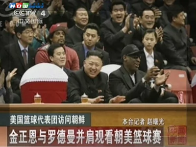 罗德曼拥抱金正恩　北韩宣传为“谢罪代表团”