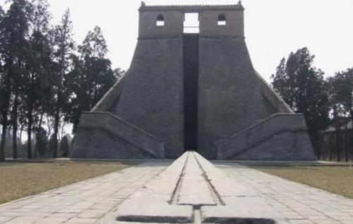 周公测景台 中国现存古老天文观测建筑比西方早八百多年