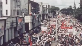 缅甸民众走上街头抗议要求民主(1988年9月)